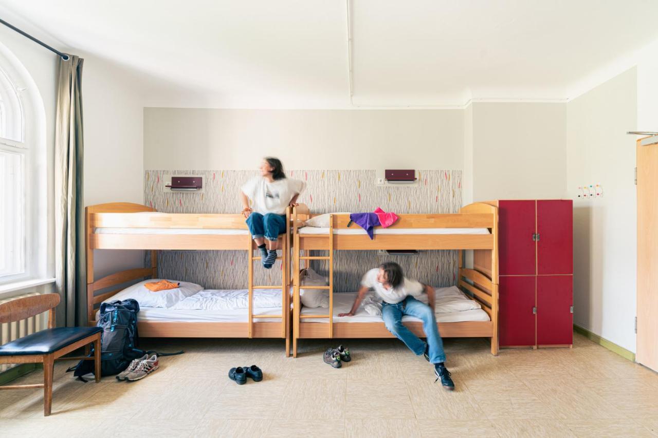 Single Bed 4-Bed Dormitory Room